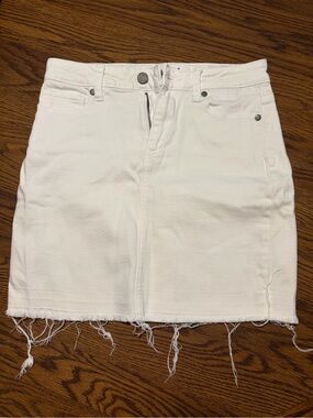 PAIGE White Denim Frayed Hem Mini Skirt
